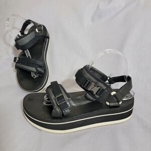 TEVA FLATFORM UNIVERSAL LUXE BLACK BUCKLE SANDALS PLATFORM Women's‎ SIZE 9